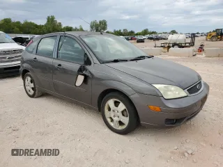 2007 Ford Focus S with VIN 1FAHP37N07W331532, listed as a Copart auction lot 71894104 with 183,909 mi miles and Clean Title. Bid and sale history available at carsss.com. Image 4.