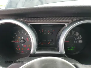 2008 Ford Mustang GT Deluxe z VIN 1ZVHT82H185162646, wystawiony jako Copart lot #51623075 z przebiegiem 106 896 mil mil oraz Szkoda całkowita • Salvage title. Historia ofert i sprzedaży dostępna na DreamBid. Obrazek 9.