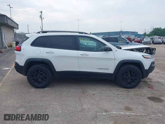 2017 Jeep Cherokee Trailhawk с VIN 1C4PJMBS9HW551666, выставлен на аукционе IAAI как лот 42429841 с пробегом 146 632 миль миль и . История ставок и продаж доступна на DreamBid. Изображение 12.
