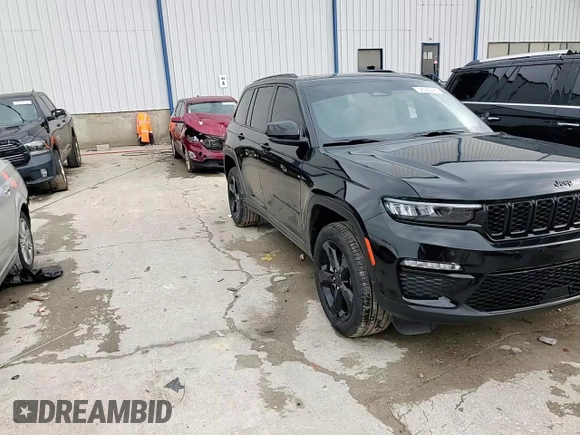 2025 Jeep Grand Cherokee Limited with VIN 1C4RJHBG9SC316771, listed as a Copart auction lot 58943495 with 860 mi miles and Salvage title. Bid and sale history available at DreamBid. Image 14.