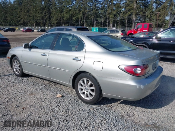 2003 Lexus ES with VIN JTHBF30G836006554, listed as a IAAI auction lot 42098937 with 176,516 mi miles. Bid and sale history available at carsss.com. Image 3.