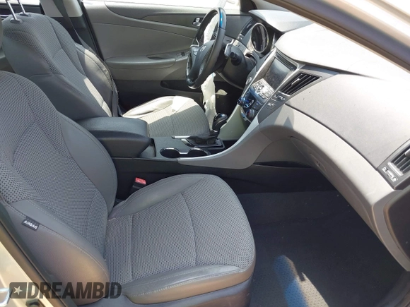 2012 Hyundai Sonata Limited z VIN 5NPEC4AC9CH354782, wystawiony jako IAAI lot #42416670 z przebiegiem 131 636 mil mil oraz . Historia ofert i sprzedaży dostępna na DreamBid. Obrazek 5.