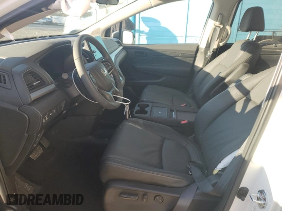 2025 Honda Odyssey EX-L with VIN 5FNRL6H60SB005200, listed as a Copart auction lot 45318305 with 3,250 mi miles and Salvage Title. Bid and sale history available at carsss.com. Image 7.