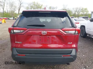 2020 Toyota RAV4 XLE with VIN 2T3W1RFV1LC052043, listed as a IAAI auction lot 42049165 with 116,628 mi miles and . Bid and sale history available at DreamBid. Image 16.
