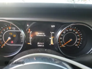 2020 Jeep Gladiator Overland z VIN 1C6HJTFG5LL180415, wystawiony jako Copart lot #45934625 z przebiegiem 13 949 mil mil oraz Szkoda całkowita • Salvage title. Historia ofert i sprzedaży dostępna na DreamBid. Obrazek 9.