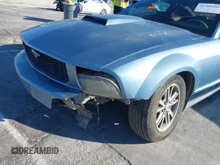 2005 Ford Mustang Deluxe with VIN 1ZVHT80N155109935, listed as a IAAI auction lot 41709205 with 150,015 mi miles and . Bid and sale history available at carsss.com. Image 6.