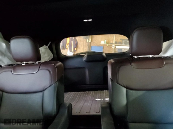 2020 Ford Explorer Platinum с VIN 1FM5K8HC8LGA89398, выставлен на аукционе Copart как лот 62189925 с пробегом 34 082 миль миль и Списание • Salvage title. История ставок и продаж доступна на DreamBid. Изображение 10.