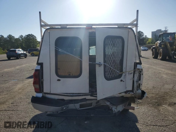 2005 Chevrolet Silverado 1500 Work Truck with VIN 1GCEC14X45Z226541, listed as a Copart auction lot 51903105 with 307,751 mi miles and Salvage Title. Bid and sale history available at carsss.com. Image 6.