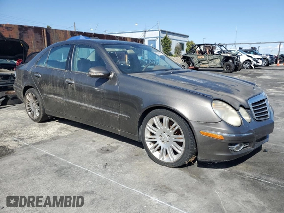 2008 Mercedes-Benz E-Class Luxury 3.5L with VIN WDBUF56X18B339804, listed as a Copart auction lot 51978185 with 45,239 mi miles and Clean Title. Bid and sale history available at carsss.com. Image 4.
