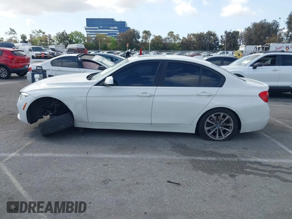 2018 BMW 3 Series 320i with VIN WBA8A9C5XJAH12264, listed as a IAAI auction lot 41947856 with 108,785 mi miles. Bid and sale history available at carsss.com. Image 14.