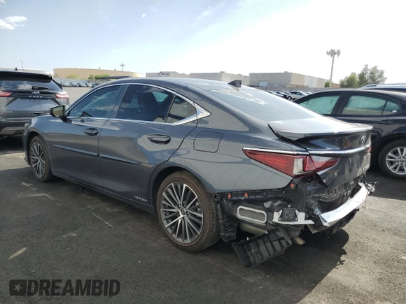 2022 Lexus ES 300h with VIN 58ADA1C17NU017617, listed as a Copart auction lot 61970855 with 16,988 mi miles and Salvage title. Bid and sale history available at DreamBid. Image 2.