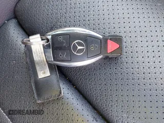 2018 Mercedes-Benz C 300 z VIN WDDWJ4KB9JF693250, wystawiony jako IAAI lot #41444482 z przebiegiem Nie podano mil oraz . Historia ofert i sprzedaży dostępna na DreamBid. Obrazek 11.