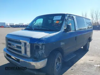 2008 Ford Econoline Passenger XL with VIN 1FBNE31L88DA20555, listed as a IAAI auction lot 38737871 with 118,265 mi miles. Bid and sale history available at carsss.com. Image 6.