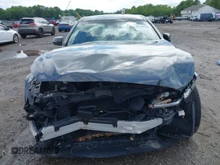 2018 Genesis G80 3.8L с VIN KMHGN4JE6JU255808, выставлен на аукционе IAAI как лот 42348710 с пробегом Не указан миль и . История ставок и продаж доступна на DreamBid. Изображение 11.