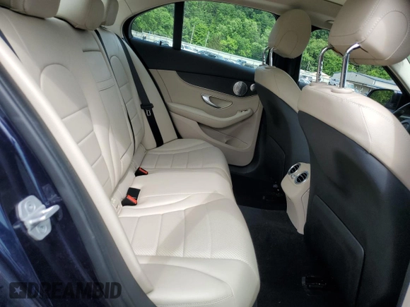 2016 Mercedes-Benz C 300 Luxury with VIN WDDWF4KB3GR139291, listed as a Copart auction lot 61221635 with 82,931 mi miles and Salvage title. Bid and sale history available at DreamBid. Image 10.