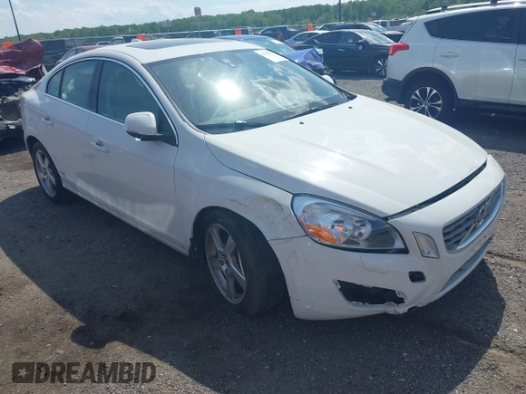 2012 Volvo S60 T5 с VIN YV1622FS5C2119061, выставлен на аукционе IAAI как лот 42167871 с пробегом 133 727 миль миль и . История ставок и продаж доступна на DreamBid. Изображение 1.