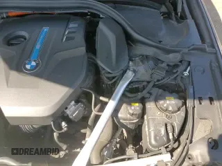 2019 BMW 5 Series 530e xDrive z VIN WBAJB1C54KB376992, wystawiony jako Copart lot #81515765 z przebiegiem 37 537 mil mil oraz Szkoda całkowita • Salvage title. Historia ofert i sprzedaży dostępna na DreamBid. Obrazek 13.