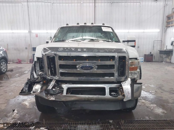 2009 Ford Super Duty F-250 SRW XL with VIN 1FTSX21579EA23060, listed as a IAAI auction lot 41308974 with 186,631 mi miles. Bid and sale history available at carsss.com. Image 12.