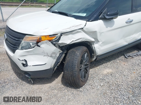2011 Ford Explorer XLT z VIN 1FMHK8D88BGA73716, wystawiony jako IAAI lot #42509225 z przebiegiem 222 234 mil mil oraz . Historia ofert i sprzedaży dostępna na DreamBid. Obrazek 6.
