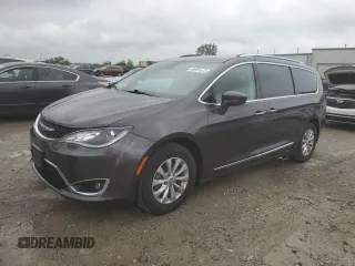 2018 Chrysler Pacifica Touring L Plus with VIN 2C4RC1EG7JR113929, listed as a Copart auction lot 66481675 with 135,545 mi miles and Clean title. Bid and sale history available at DreamBid. Image 1.