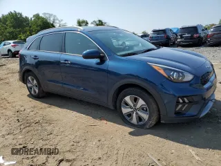2020 Kia Niro LX with VIN KNDCB3LC9L5396418, listed as a Copart auction lot 62773713 with 83,064 mi miles and Salvage Title. Bid and sale history available at carsss.com. Image 4.