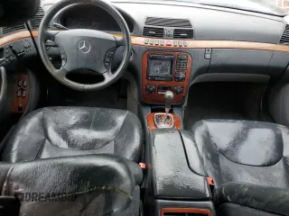 2000 Mercedes-Benz S-Class with VIN WDBNG70J3YA107826, listed as a Copart auction lot 75091674 with 0 mi miles and Non Repairable. Bid and sale history available at carsss.com. Image 8.