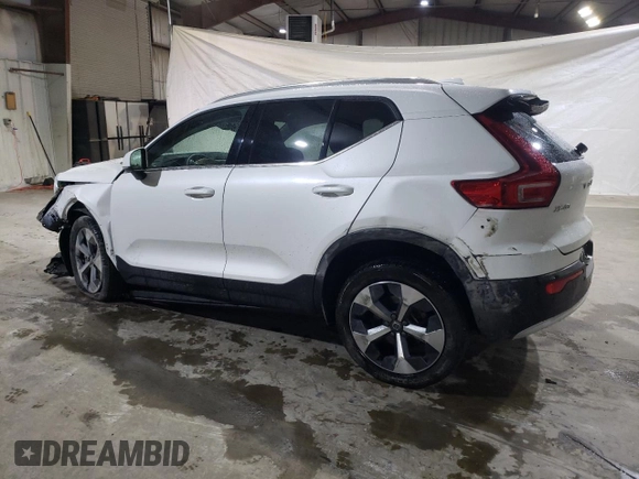 2023 Volvo XC40 Plus Bright Theme with VIN YV4L12UN0P2932870, listed as a Copart auction lot 82543304 with 21,024 mi miles and Salvage Title. Bid and sale history available at DreamBid. Image 2.