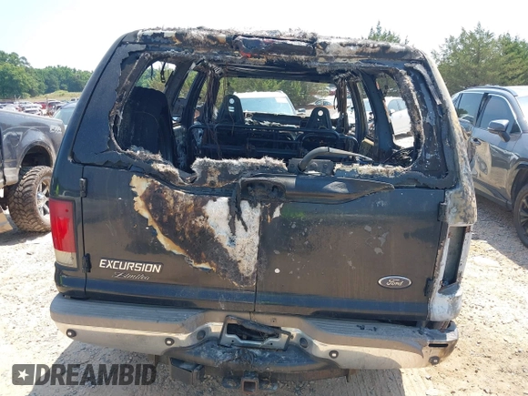 2001 Ford Excursion Limited z VIN 1FMSU43F91EC27353, wystawiony jako IAAI lot #42602756 z przebiegiem Nie podano mil oraz . Historia ofert i sprzedaży dostępna na DreamBid. Obrazek 15.