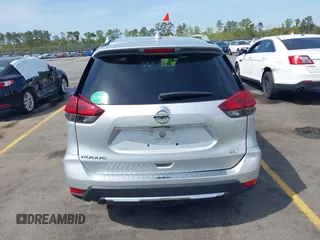 2018 Nissan Rogue SV with VIN 5N1AT2MT1JC765161, listed as a IAAI auction lot 41917911 with 46,724 mi miles and . Bid and sale history available at carsss.com. Image 16.