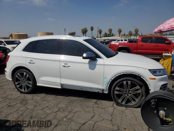 2020 Audi SQ5 Premium with VIN WA1A4AFY6L2014676, listed as a Copart auction lot 68656803 with 24,018 mi miles. Bid and sale history available at carsss.com. Image 4.