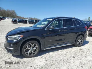 2016 BMW X1 xDrive28i z VIN WBXHT3C37G5E48255, wystawiony jako Copart lot #54836545 z przebiegiem 89 809 mil mil oraz Szkoda całkowita • Salvage title. Historia ofert i sprzedaży dostępna na DreamBid. Obrazek 1.