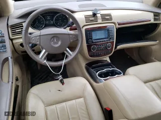 2006 Mercedes-Benz R-Class 5.0L with VIN 4JGCB75E56A013748, listed as a Copart auction lot 82248334 with 68,954 mi miles and Salvage Title. Bid and sale history available at carsss.com. Image 8.