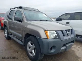 2005 Nissan Xterra S with VIN 5N1AN08W35C647735, listed as a IAAI auction lot 41415218 with 313,363 mi miles. Bid and sale history available at carsss.com. Image 1.