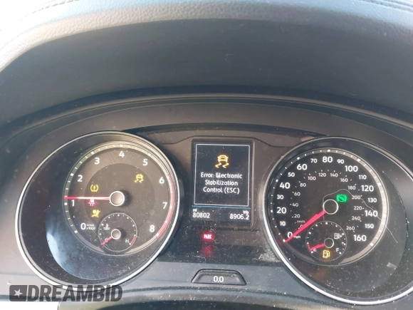 2018 Volkswagen Atlas SE with VIN 1V2DR2CA9JC540162, listed as a IAAI auction lot 41631056 with 80,802 mi miles and . Bid and sale history available at DreamBid. Image 7.