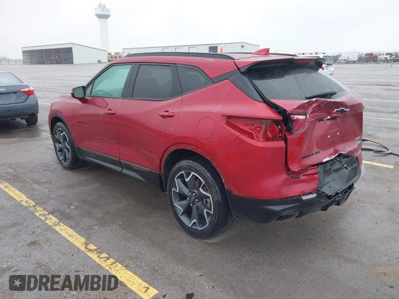 2021 Chevrolet Blazer RS z VIN 3GNKBKRS1MS526890, wystawiony jako IAAI lot #42072714 z przebiegiem 86 396 mil mil oraz . Historia ofert i sprzedaży dostępna na DreamBid. Obrazek 3.