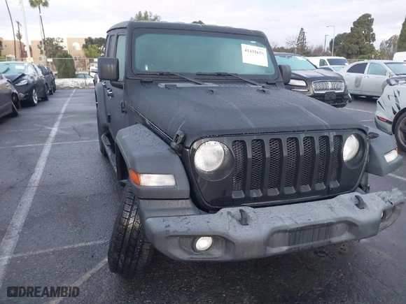 2018 Jeep Wrangler Unlimited Sport with VIN 1C4HJXDNXJW206732, listed as a IAAI auction lot 41431655 with 38,949 mi miles. Bid and sale history available at carsss.com. Image 1.