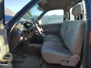 1993 Toyota T100 z VIN JT4VD10C2P0007486, wystawiony jako Copart lot #77669724 z przebiegiem 150 936 mil mil oraz Tytuł czysty. Historia ofert i sprzedaży dostępna na DreamBid. Obrazek 7.