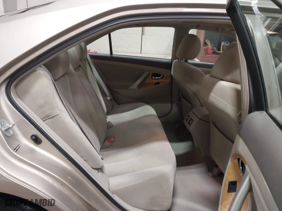 2007 Toyota Camry CE with VIN 4T1BE46K87U712670, listed as a IAAI auction lot 41797440 with 202,595 mi miles. Bid and sale history available at carsss.com. Image 8.