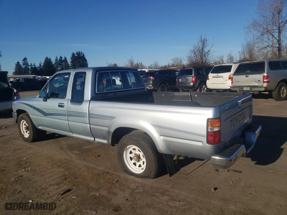 1990 Toyota 2WD Pickups DX with VIN JT4RN93P3L5023995, listed as a Copart auction lot 44965825 with 179,590 mi miles and Salvage Title. Bid and sale history available at carsss.com. Image 2.