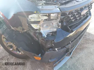 2025 Ford Maverick XLT with VIN 3FTTW8H34SRA29612, listed as a IAAI auction lot 41940598 with 868 mi miles and . Bid and sale history available at DreamBid. Image 6.