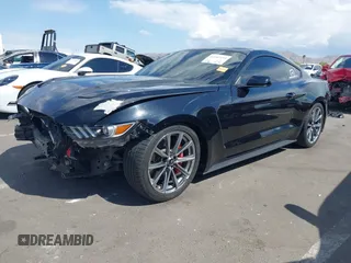 2017 Ford Mustang GT z VIN 1FA6P8CF7H5266205, wystawiony jako IAAI lot #42207939 z przebiegiem 63 886 mil mil oraz . Historia ofert i sprzedaży dostępna na DreamBid. Obrazek 2.