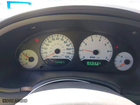 2006 Dodge Grand Caravan SE with VIN 1D4GP24R86B650340, listed as a IAAI auction lot 41890751 with 152,067 mi miles. Bid and sale history available at carsss.com. Image 7.