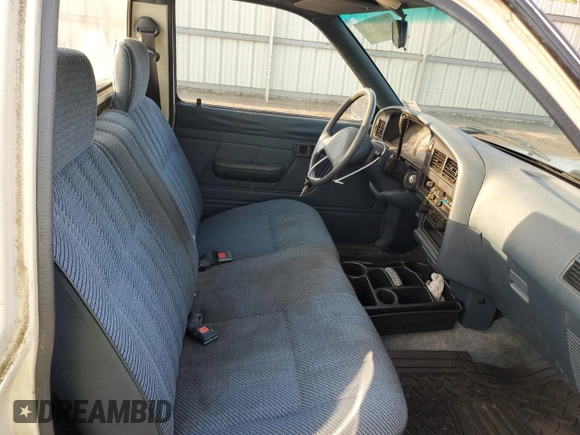 1993 Toyota Pickup DX with VIN JT4RN81PXP5152402, listed as a Copart auction lot 79282654 with 37,170 mi miles and Clean title. Bid and sale history available at DreamBid. Image 10.