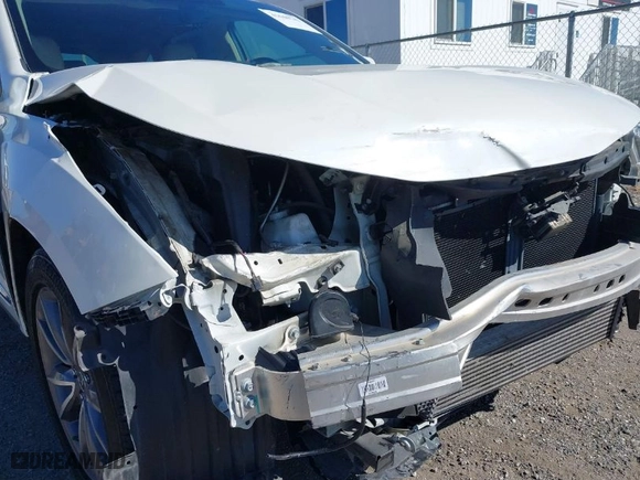 2019 Acura RDX w/Technology Pkg with VIN 5J8TC1H52KL020943, listed as a IAAI auction lot 41640742 with 49,904 mi miles. Bid and sale history available at carsss.com. Image 6.