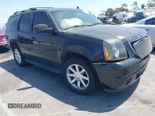 2008 GMC Yukon SLT 4SB z VIN 1GKFC13J48J115027, wystawiony jako IAAI lot #42097808 z przebiegiem 262 871 mil mil oraz . Historia ofert i sprzedaży dostępna na DreamBid. Obrazek 1.