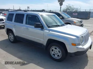 2013 Jeep Patriot Sport with VIN 1C4NJPBA7DD209591, listed as a IAAI auction lot 41945082 with 111,837 mi miles. Bid and sale history available at carsss.com. Image 1.
