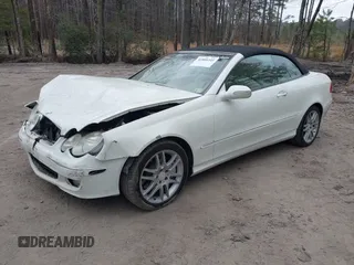 2009 Mercedes-Benz CLK 350 z VIN WDBTK56F59T110276, wystawiony jako IAAI lot #41800341 z przebiegiem 157 883 mil mil oraz . Historia ofert i sprzedaży dostępna na DreamBid. Obrazek 2.