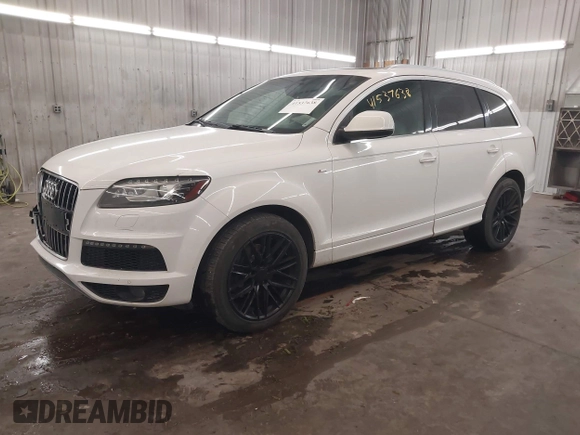 2011 Audi Q7 3.0L TDI Prestige with VIN WA1WMAFE1BD002840, listed as a IAAI auction lot 41537638 with 196,088 mi miles. Bid and sale history available at carsss.com. Image 19.