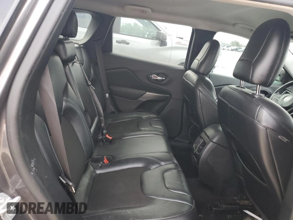 2020 Jeep Cherokee Latitude Plus with VIN 1C4PJLLB9LD548909, listed as a Copart auction lot 44524555 with 88,129 mi miles and Salvage Title. Bid and sale history available at carsss.com. Image 11.