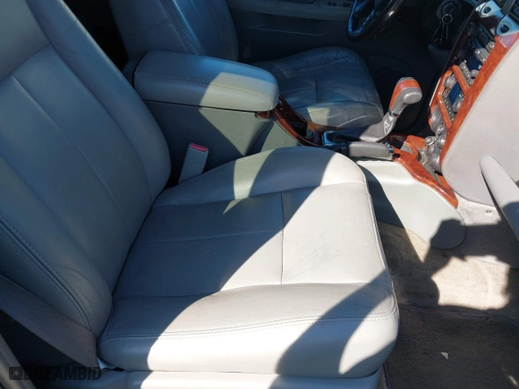 2005 GMC Envoy SLE with VIN 1GKDS13S252305661, listed as a IAAI auction lot 41751800 with 235,090 mi miles. Bid and sale history available at carsss.com. Image 5.